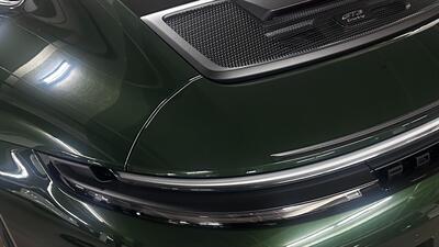 2026 Porsche 911 GT3 Touring Front Axle Lift Sofa Exclusive Carbon Ceramic Brakes - Photo 1 - Tarzana, CA 91356