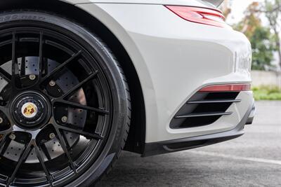 2018 Porsche 911 Turbo S  in Chalk on Black Leather Interior - Photo 32 - Tarzana, CA 91356