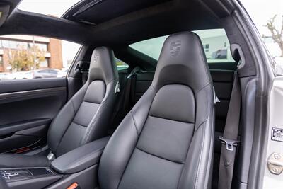 2018 Porsche 911 Turbo S  in Chalk on Black Leather Interior - Photo 66 - Tarzana, CA 91356