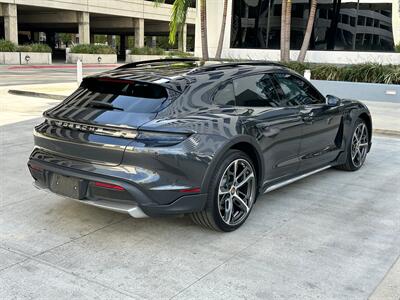 2021 Porsche Taycan 4 Cross Turismo   - Photo 50 - Tarzana, CA 91356