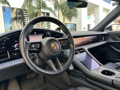 2021 Porsche Taycan 4 Cross Turismo   - Photo 69 - Tarzana, CA 91356