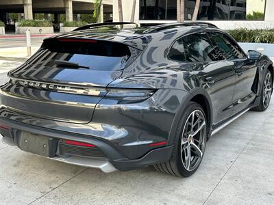 2021 Porsche Taycan 4 Cross Turismo   - Photo 67 - Tarzana, CA 91356