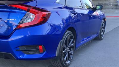 2019 Honda Civic Sport  6-Speed MT - Photo 52 - Tarzana, CA 91356