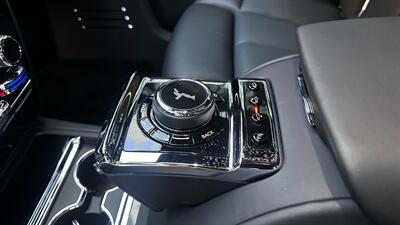 2021 Rolls-Royce Phantom Black on Black   - Photo 14 - Tarzana, CA 91356