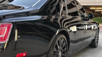 2021 Rolls-Royce Phantom Black on Black   - Photo 35 - Tarzana, CA 91356