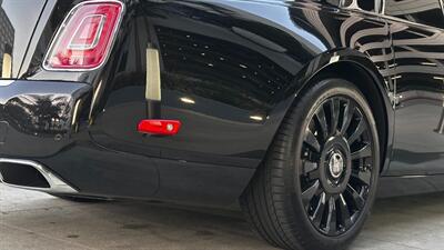 2021 Rolls-Royce Phantom Black on Black   - Photo 34 - Tarzana, CA 91356