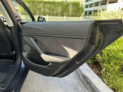 2022 Tesla Model 3 Long Range   - Photo 103 - Tarzana, CA 91356