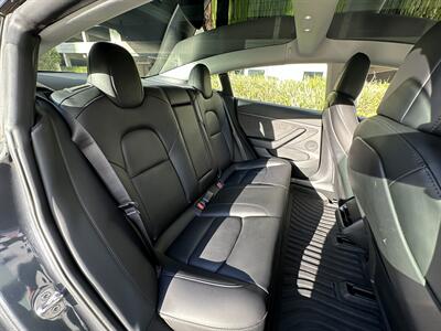 2022 Tesla Model 3 Long Range   - Photo 20 - Tarzana, CA 91356