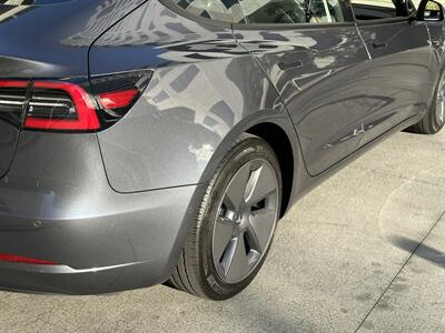 2022 Tesla Model 3 Long Range   - Photo 34 - Tarzana, CA 91356