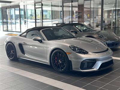 2022 Porsche 718 Boxster Spyder  6-Speed Manual Transmission and Carbon Fiber Bucket Seats - Photo 17 - Tarzana, CA 91356