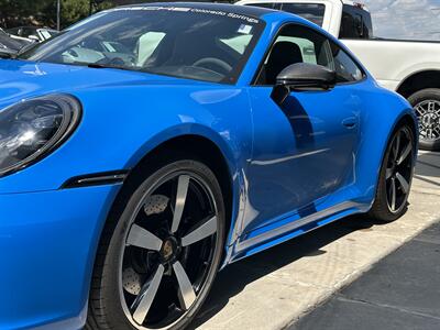 2024 Porsche 911 Carrera S   - Photo 2 - Tarzana, CA 91356
