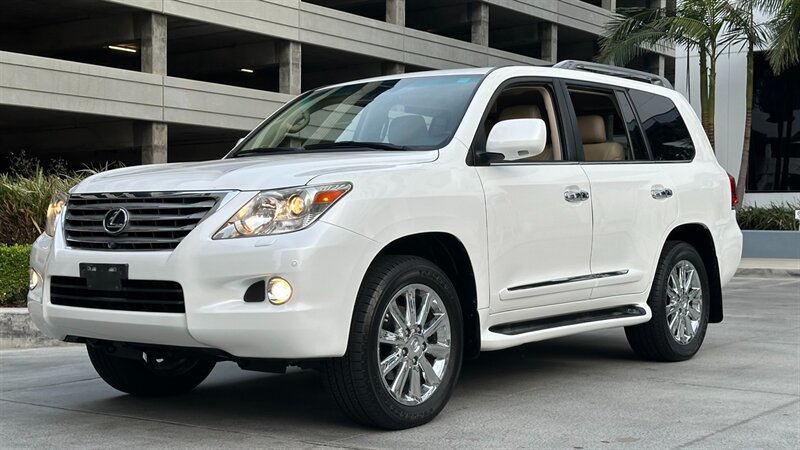 2011 Lexus LX 570  