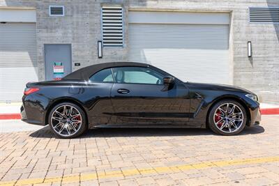 2022 BMW M4 Competition xDrive  Convertible - Photo 22 - Tarzana, CA 91356