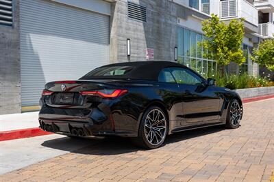 2022 BMW M4 Competition xDrive  Convertible - Photo 24 - Tarzana, CA 91356