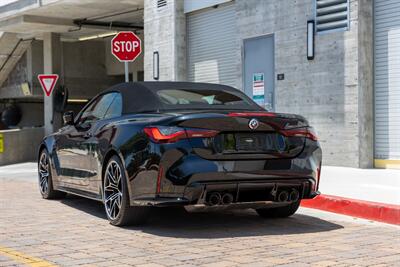 2022 BMW M4 Competition xDrive  Convertible - Photo 18 - Tarzana, CA 91356