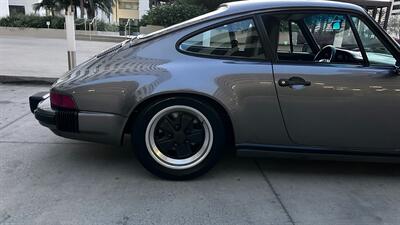 1986 Porsche 911 Carrera  in Meteor Gray Metallic and Black All-Leather Interior California Car - Photo 30 - Tarzana, CA 91356