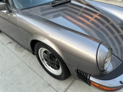 1986 Porsche 911 Carrera  in Meteor Gray Metallic and Black All-Leather Interior California Car - Photo 48 - Tarzana, CA 91356