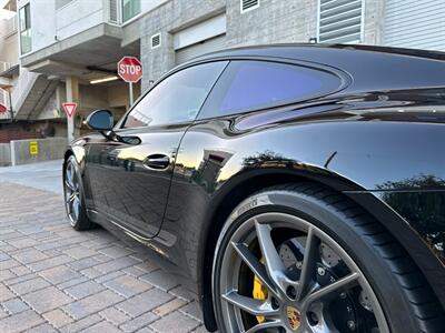 2019 Porsche 911 Carrera T  7-Speed Manual CCB Front Lift System Rear Axle Steering - Photo 39 - Tarzana, CA 91356