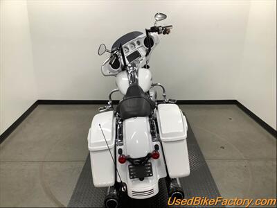 2017 Harley-Davidson FLHXS STREET GLIDE SPECIA   - Photo 4 - San Diego, CA 92121