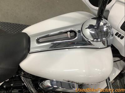 2017 Harley-Davidson FLHXS STREET GLIDE SPECIA   - Photo 13 - San Diego, CA 92121