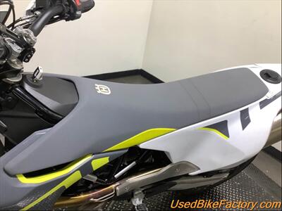 2020 Husqvarna 701 SUPERMOTO   - Photo 21 - San Diego, CA 92121