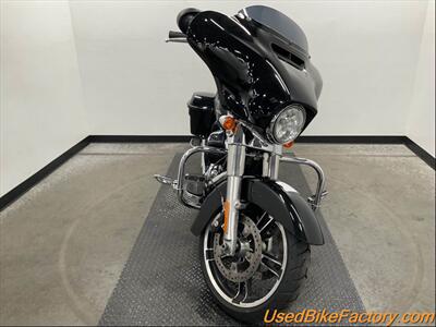 2017 Harley-Davidson FLHX STREET GLIDE   - Photo 2 - San Diego, CA 92121