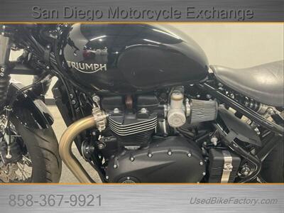 2022 Triumph BONNEVILLE BOBBER   - Photo 8 - San Diego, CA 92121