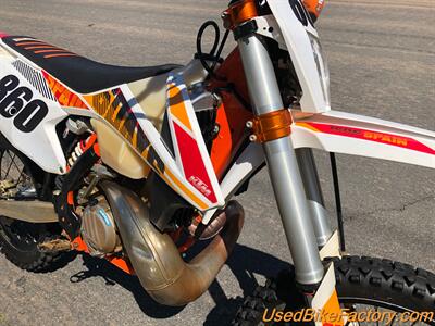 2017 KTM 300 XC-W SIX DAYS   - Photo 4 - San Diego, CA 92121