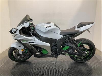 2017 Kawasaki ZX1000RHF NINJA ZX-10R   - Photo 3 - San Diego, CA 92121