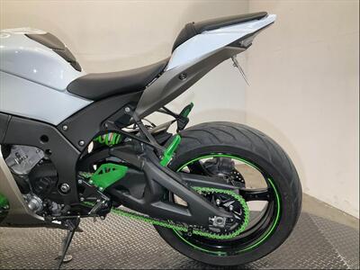 2017 Kawasaki ZX1000RHF NINJA ZX-10R   - Photo 10 - San Diego, CA 92121