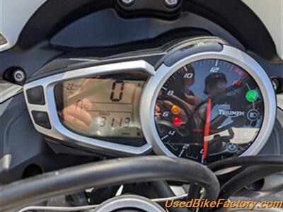 2014 Triumph STREET TRIPLE R ABS   - Photo 8 - San Diego, CA 92121