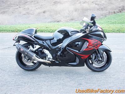 2011 Suzuki Hayabusa GSX1300R   - Photo 2 - San Diego, CA 92121