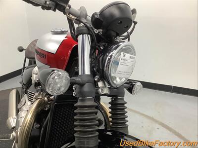 2019 Triumph BONNEVILLE BOBBER   - Photo 10 - San Diego, CA 92121