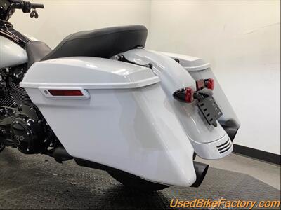 2020 Harley-Davidson FLHXS STREET GLIDE SPECIA   - Photo 18 - San Diego, CA 92121