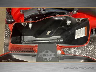 2020 Harley-Davidson FLHXS STREET GLIDE SPECIA   - Photo 11 - San Diego, CA 92121
