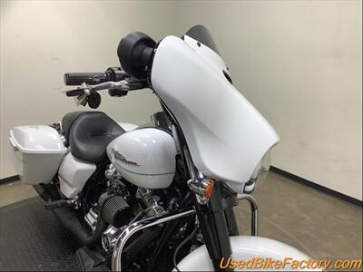 2017 Harley-Davidson FLHXS STREET GLIDE SPECIAL   - Photo 7 - San Diego, CA 92121