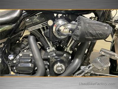2013 Harley-Davidson FLTRXSE2 SCREAMIN EAGLE   - Photo 6 - San Diego, CA 92121