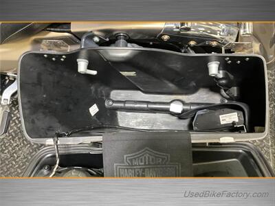 2013 Harley-Davidson FLTRXSE2 SCREAMIN EAGLE   - Photo 9 - San Diego, CA 92121