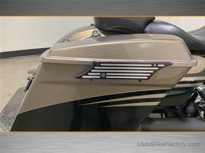 2013 Harley-Davidson FLTRXSE2 SCREAMIN EAGLE   - Photo 10 - San Diego, CA 92121