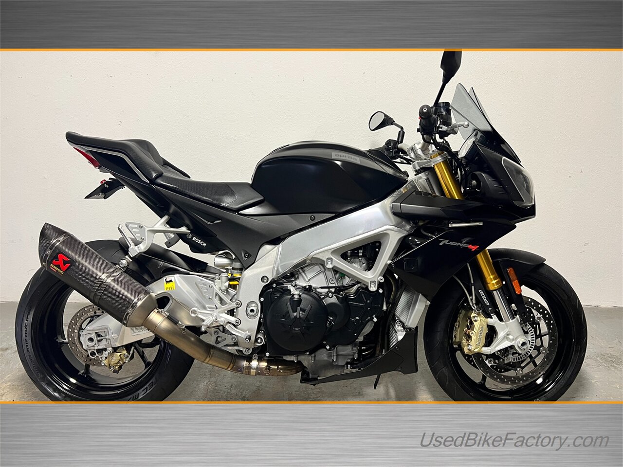 2015 Aprilia TUONO V4 R APRC   - Photo 1 - San Diego, CA 92121