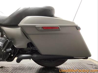 2019 Harley-Davidson FLHXS STREET GLIDE SPECIAL   - Photo 22 - San Diego, CA 92121