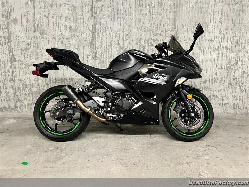 2022 Kawasaki Ninja 400  