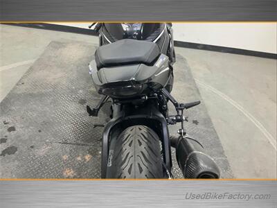 2018 Suzuki GSX-R1000RAL8   - Photo 9 - San Diego, CA 92121