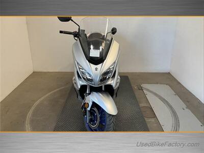 2022 Suzuki Burgman 400   - Photo 2 - San Diego, CA 92121