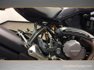 2017 Ducati MONSTER 1200 S   - Photo 11 - San Diego, CA 92121