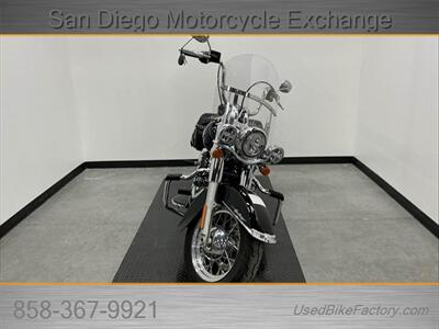 2023 Harley-Davidson FLHCS HERITAGE CLASSIC 114   - Photo 2 - San Diego, CA 92121