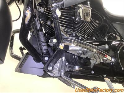 2017 Harley-Davidson FLTRXS ROAD GLIDE SPECIAL   - Photo 31 - San Diego, CA 92121