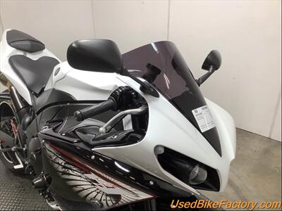 2012 Yamaha YZF-R1 RAVEN   - Photo 29 - San Diego, CA 92121