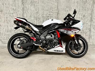 2012 Yamaha YZF-R1 RAVEN   - Photo 1 - San Diego, CA 92121