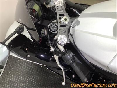 2012 Yamaha YZF-R1 RAVEN   - Photo 45 - San Diego, CA 92121